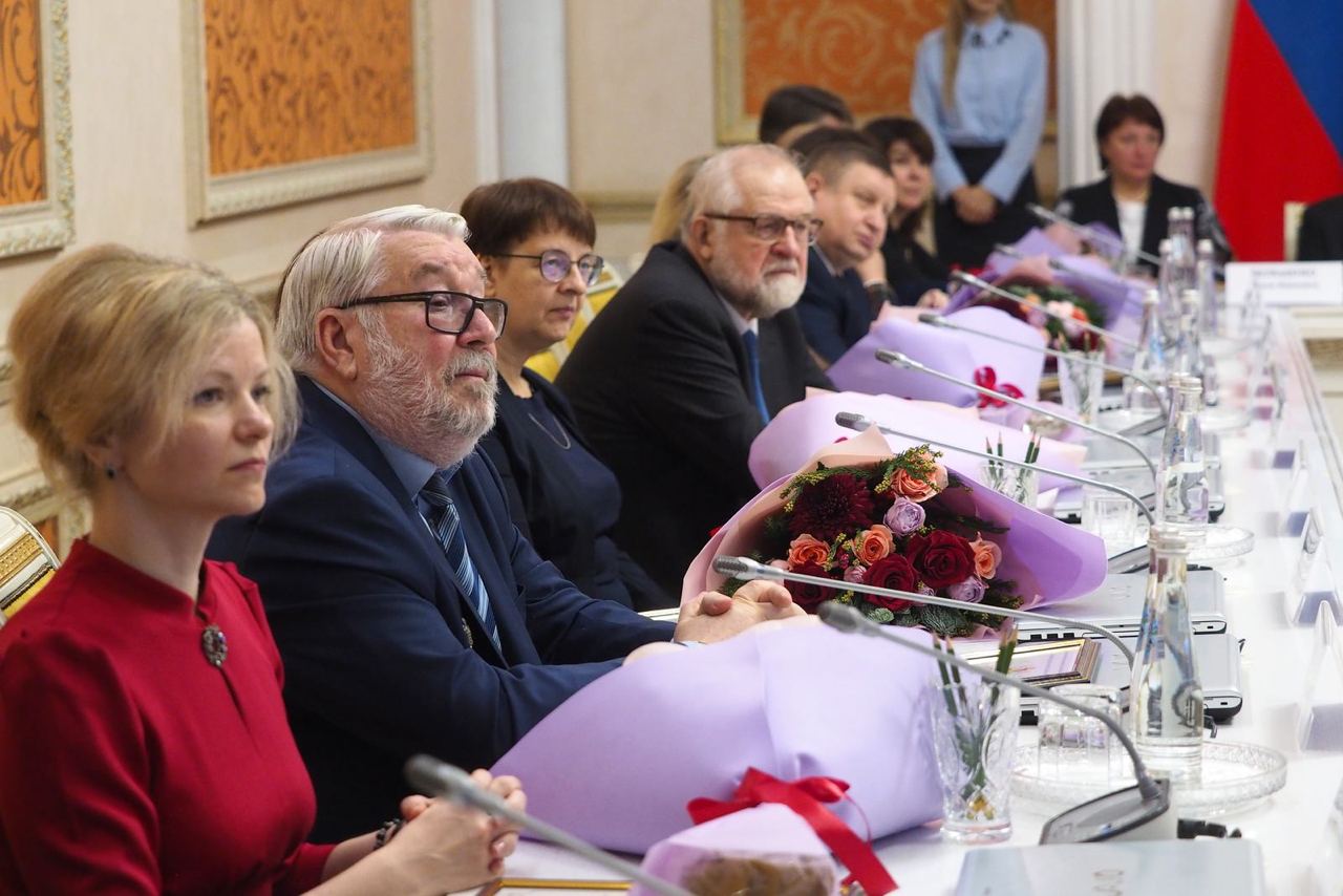 Юлия/декабрь/photo_5213035191839347046_y.jpg