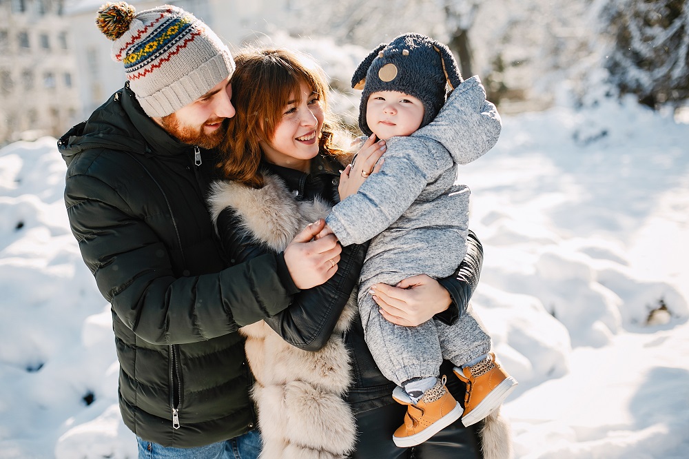 Юлия/ноябрь/family-in-a-park.jpg